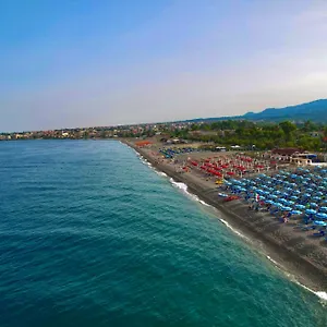https://monolocale-al-bluemarine.sicilyhotelsitaly.net
